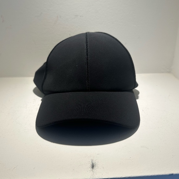 Lululemon Hat in Black - Picture 2 of 6